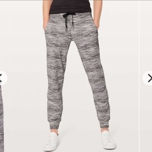 Lululemon ready to Rulu pant
